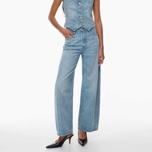 Aritzia Zoe Super Hi-Rise Baggy Jean in Size 27